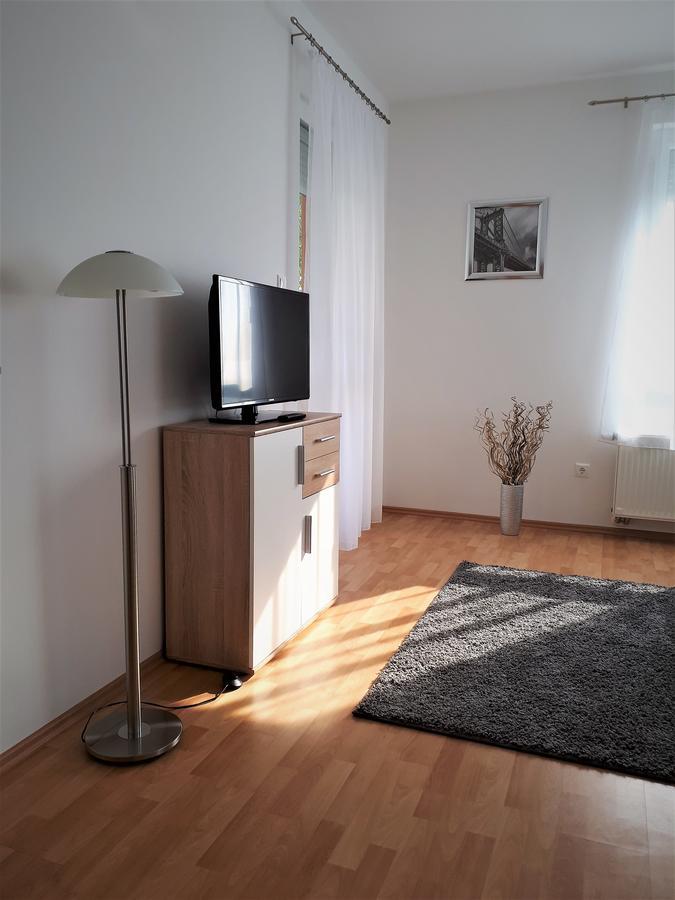 Hanna Apartman Bük Eksteriør billede