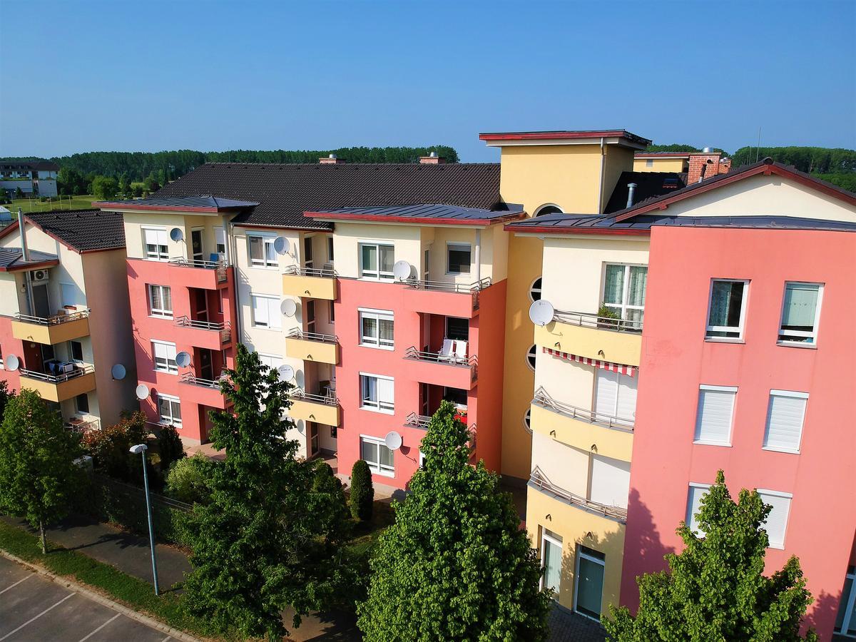 Hanna Apartman Bük Eksteriør billede