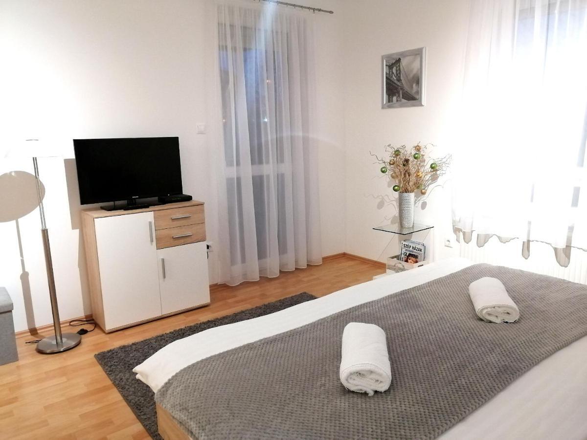 Hanna Apartman Bük Eksteriør billede